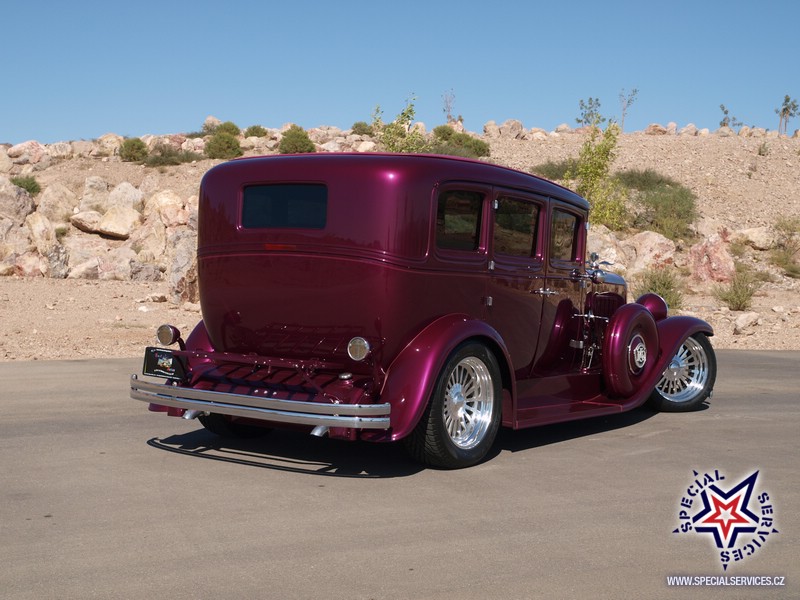 1930 REO Flying Cloud (154).JPG