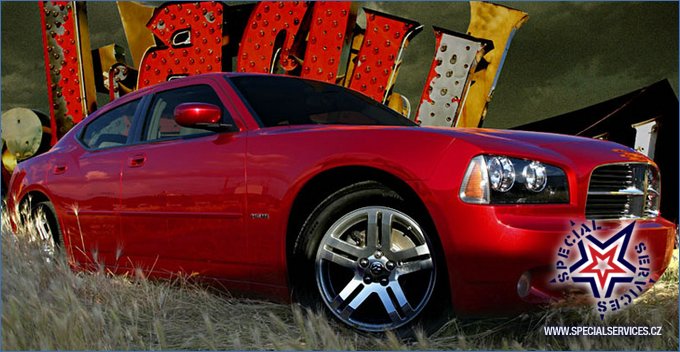 dodge charger 2006.jpg