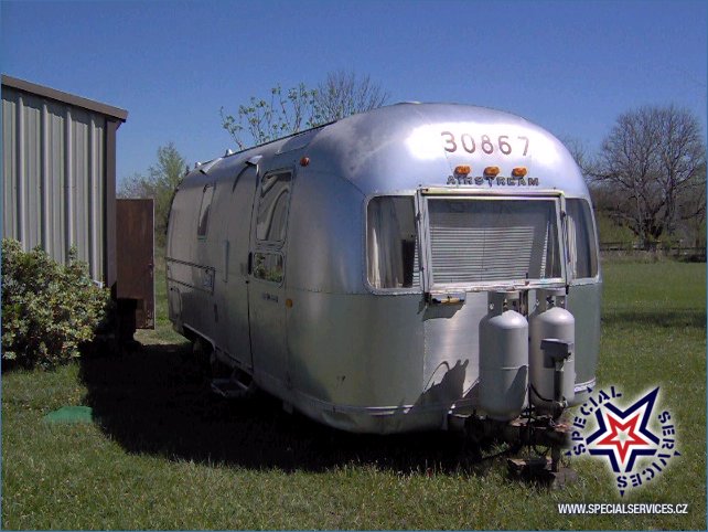 AirstreamCaravener1971.jpg