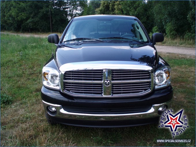 DODGE RAM 1500 57L HEMI-1.JPG