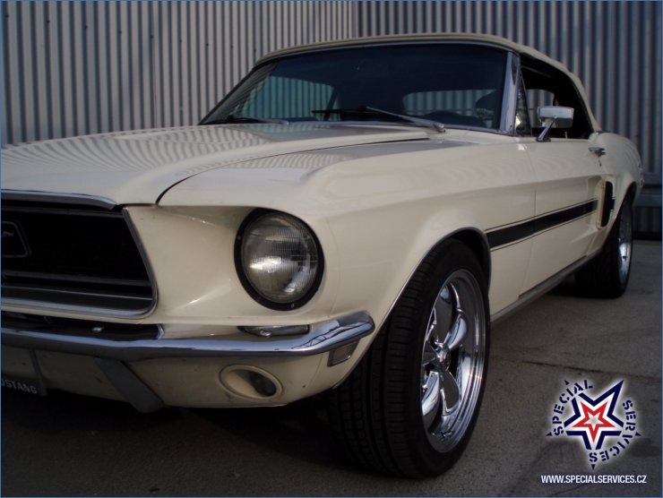 Ford Mustang 1968 6.JPG