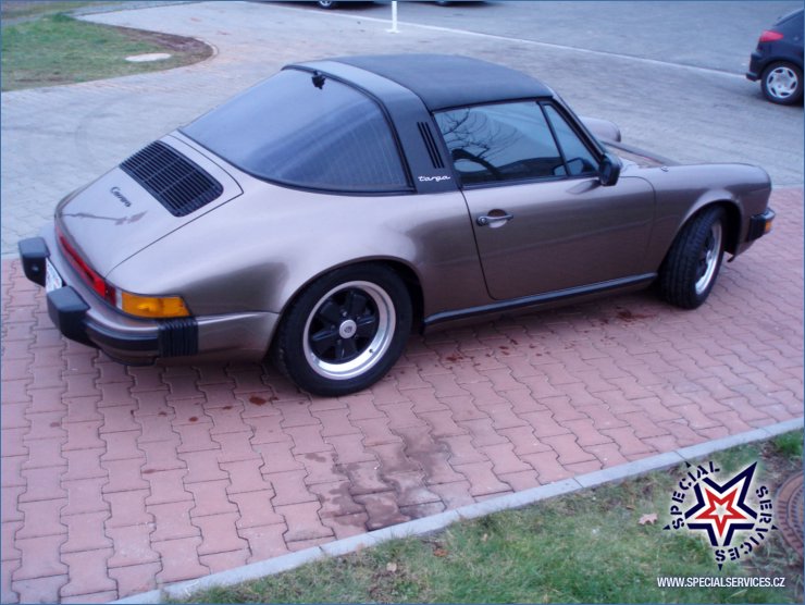 Porsche Carrera 911 SC 1984-2.JPG