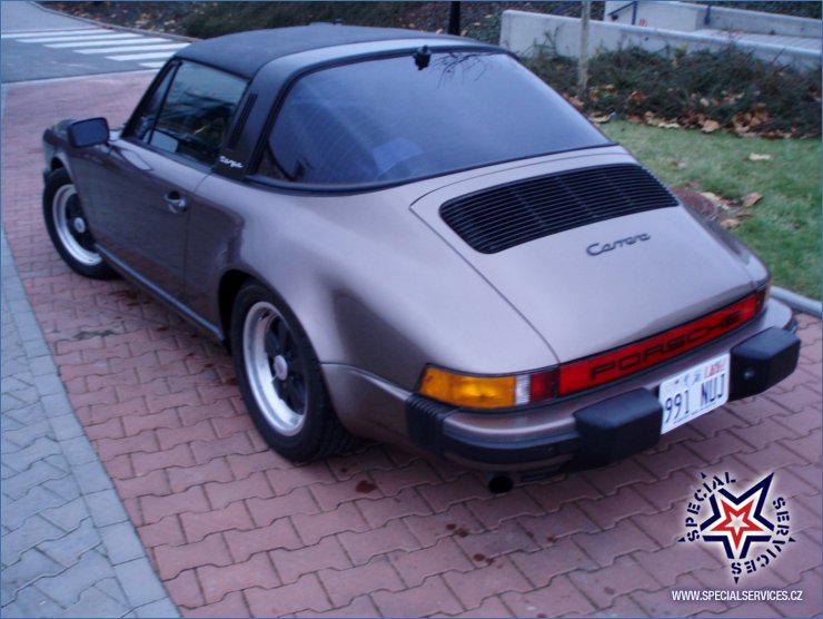 Porsche Carrera 911 SC 1984-4.JPG