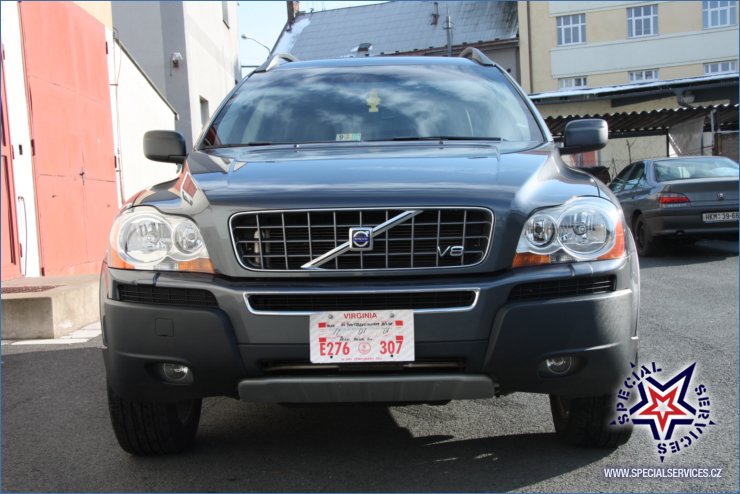 Volvo XC90 V8 2006 1.JPG